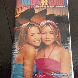 2 Mary Kate and Ashley Olsen VHS